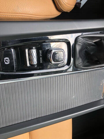 2019 Volvo XC60 T5 Momentum