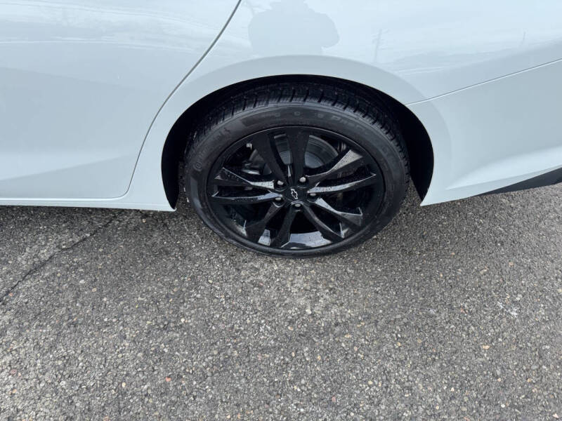 2025 Chevrolet Malibu LT