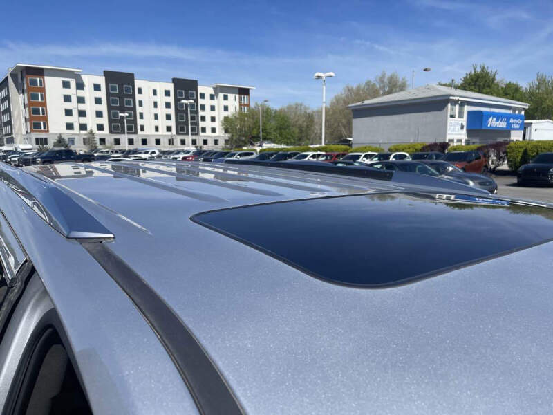 2019 Cadillac Escalade Platinum