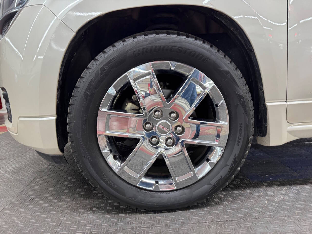 2014 GMC Acadia 18