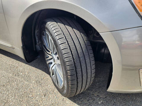 2014 Kia Cadenza Premium