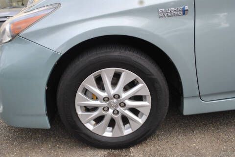 2012 Toyota Prius Plug-in Hybrid