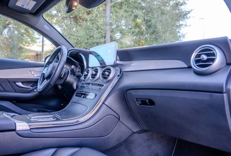 2022 Mercedes-Benz GLC GLC 300 4MATIC