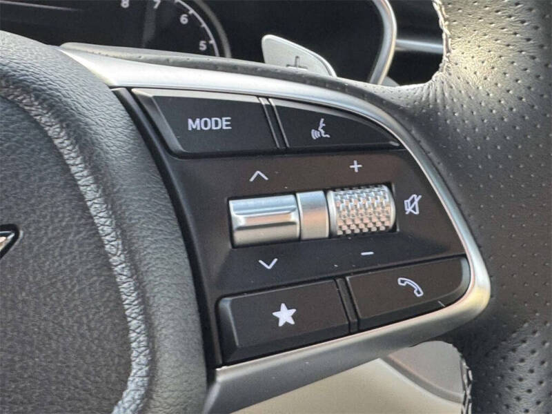 2026 Genesis G70 2.5T Standard