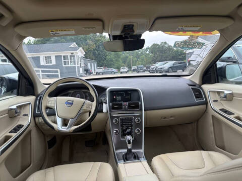 2016 Volvo XC60 T5 Drive-E Premier
