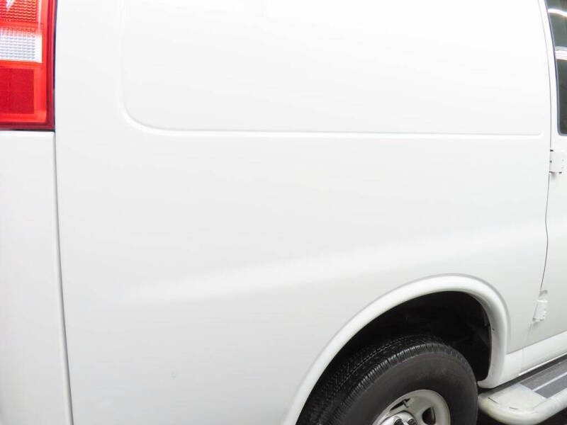 2021 Chevrolet Express 2500