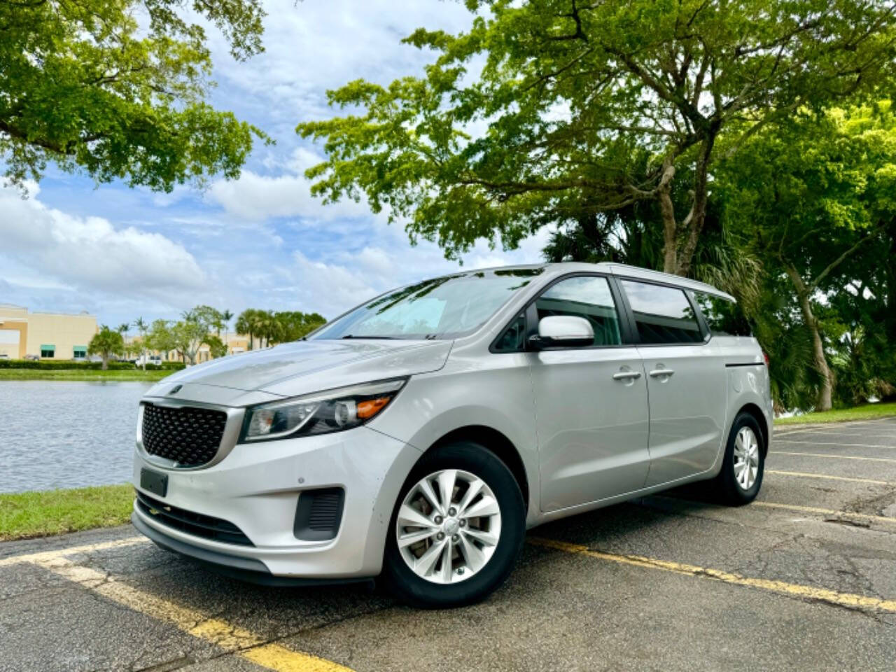 2018 Kia Sedona for sale at PJ AUTO in Margate, FL