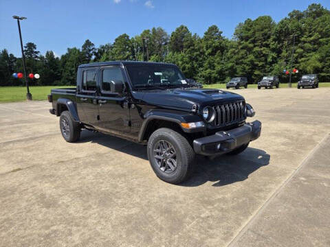 2025 Jeep Gladiator Sport S