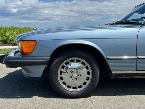 1986 Mercedes-Benz 560-Class 560 SL
