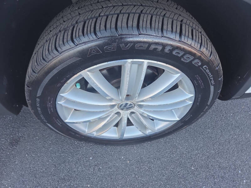 2014 Volkswagen Tiguan S 4Motion