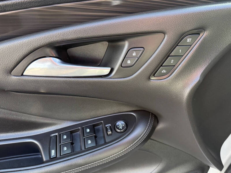 2019 Buick Envision Essence