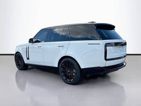 2025 Land Rover Range Rover P530 SE