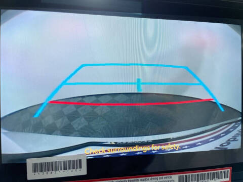 2025 Toyota Sienna LE 8-Passenger