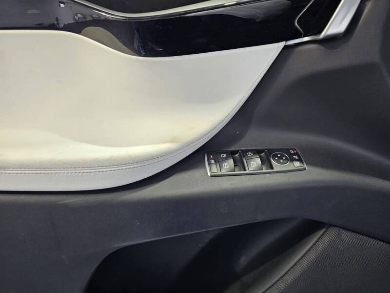 2020 Tesla Model X Long Range Plus