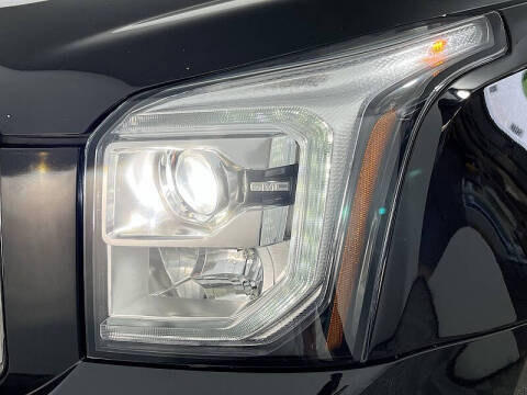 2017 GMC Yukon Denali