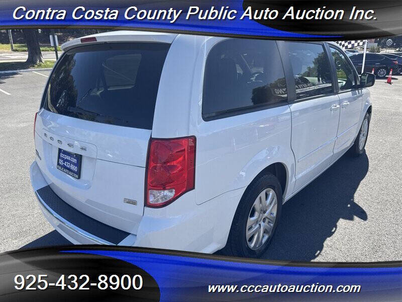 2017 Dodge Grand Caravan SE