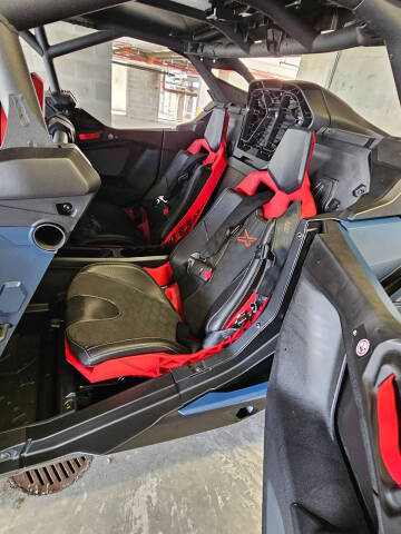 2025 Can-Am Maverick R X RS with Smart-sho