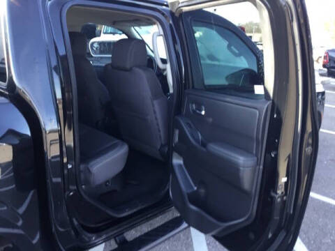 2022 Nissan Frontier SV