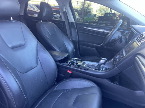 2016 Ford Fusion Titanium