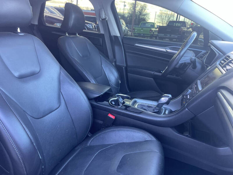 2016 Ford Fusion Titanium