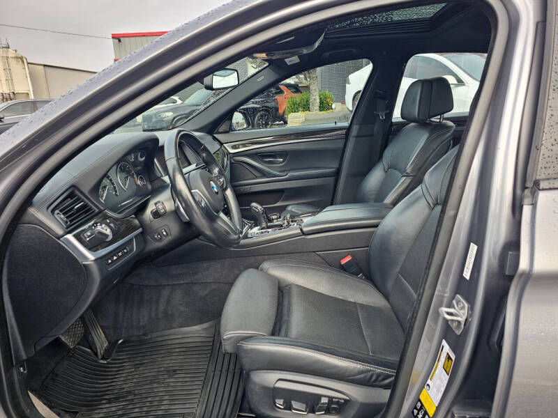 2015 BMW 5 Series 550i xDrive