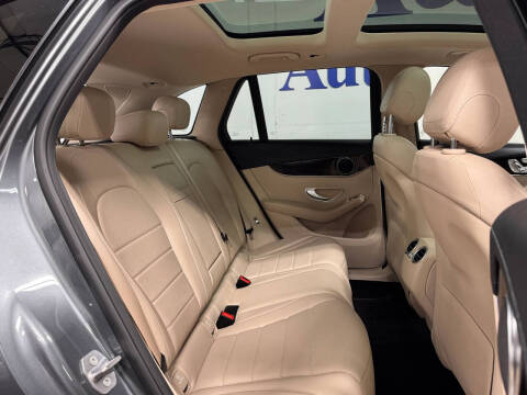 2017 Mercedes-Benz GLC GLC 300