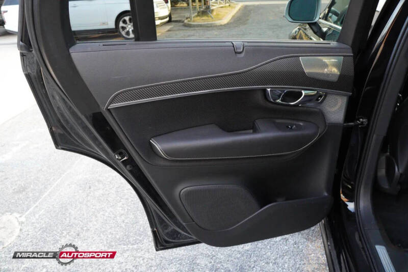 2019 Volvo XC90 T6 R-Design