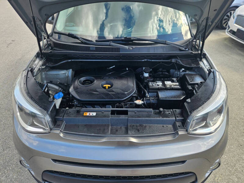 2018 Kia Soul +