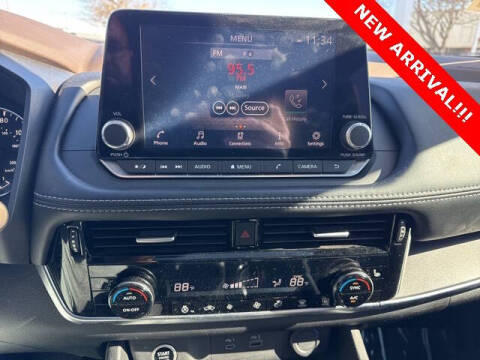 2022 Nissan Rogue SV