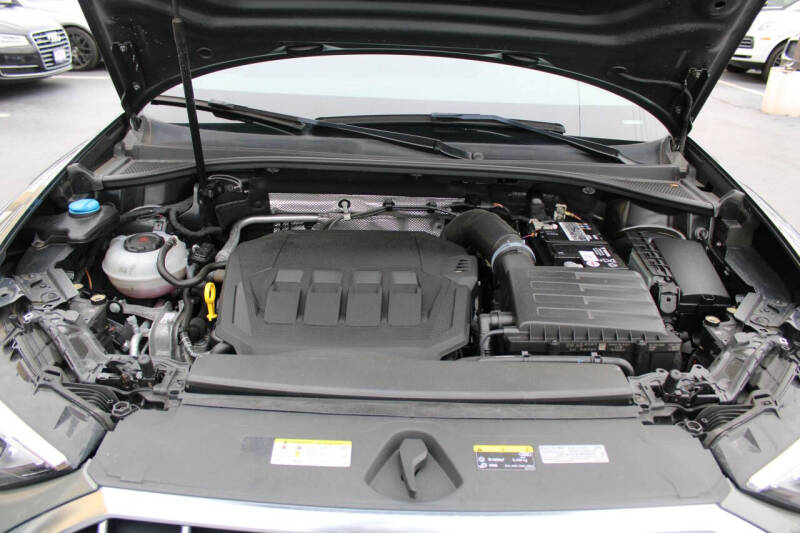 2022 Audi Q3 quattro S line Premium 45 TFSI