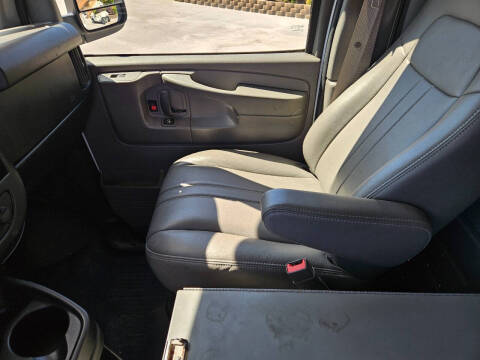 2015 Chevrolet Express 2500