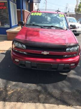 2004 Chevrolet TrailBlazer for sale at Square Business Automotive in Milwaukee WI