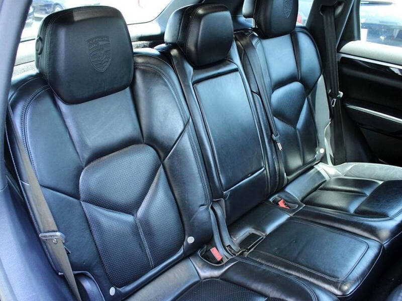 2017 Porsche Cayenne