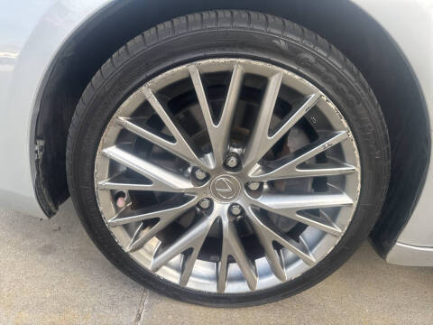 2017 Lexus IS 200t