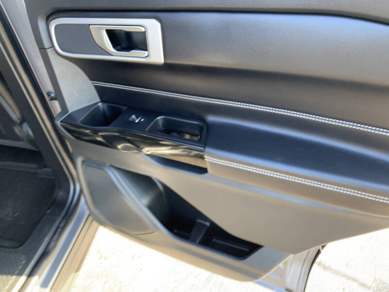 2022 Ford Explorer ST