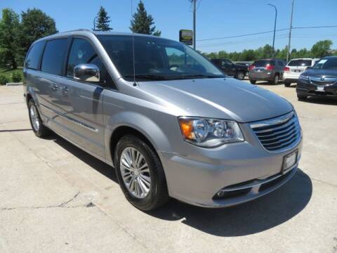 2015 Chrysler Town and Country for sale at Import Exchange in Mokena IL