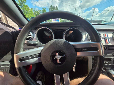 2005 Ford Mustang V6 Premium