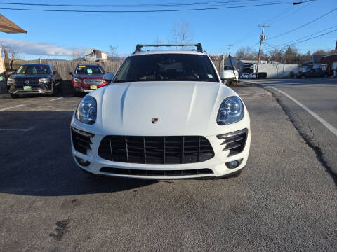 2015 Porsche Macan S