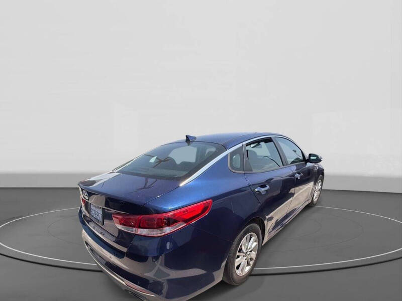2018 Kia Optima LX