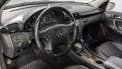 2005 Mercedes-Benz C-Class C 320 4MATIC
