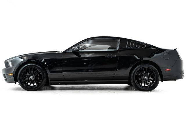2014 Ford Mustang V6