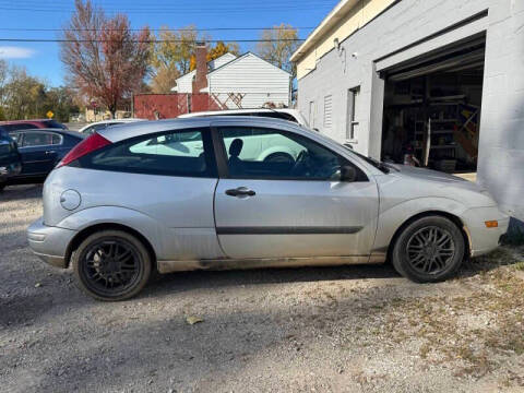 2005 Ford Focus ZX3 SES