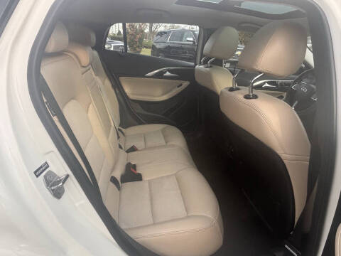 2019 Infiniti QX30 Luxe