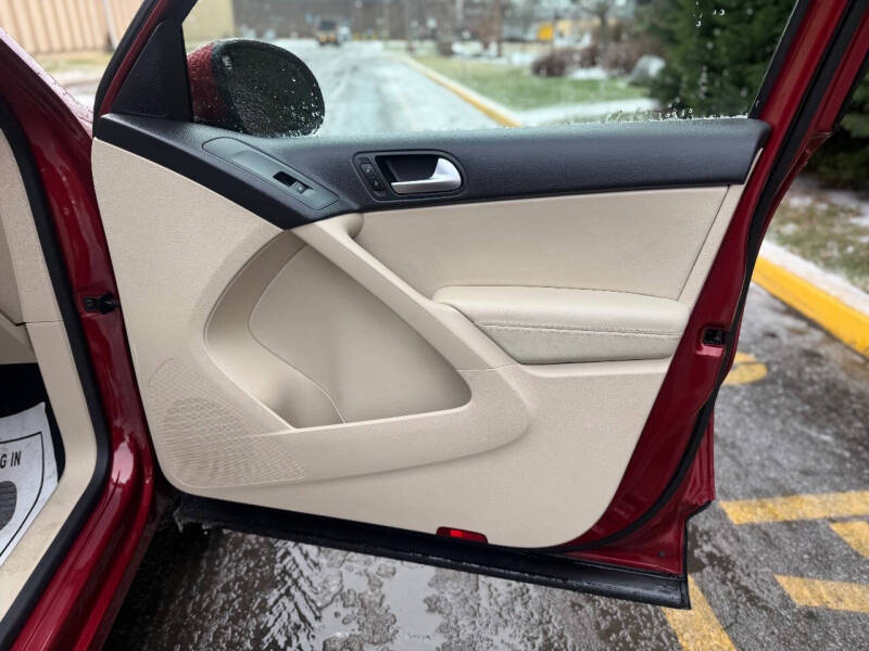 2015 Volkswagen Tiguan S