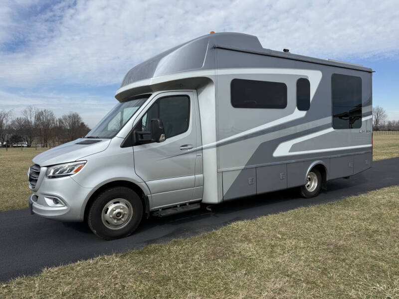 2024 Tiffin Wayfarer for sale at Sewell Motor Coach in Harrodsburg KY