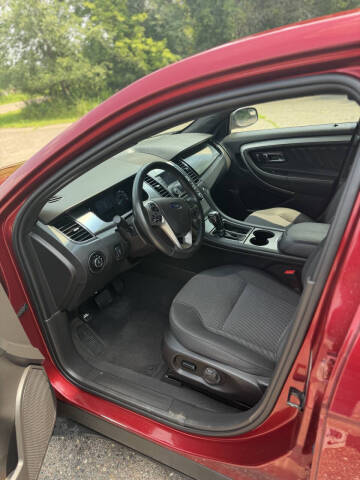 2019 Ford Taurus SEL