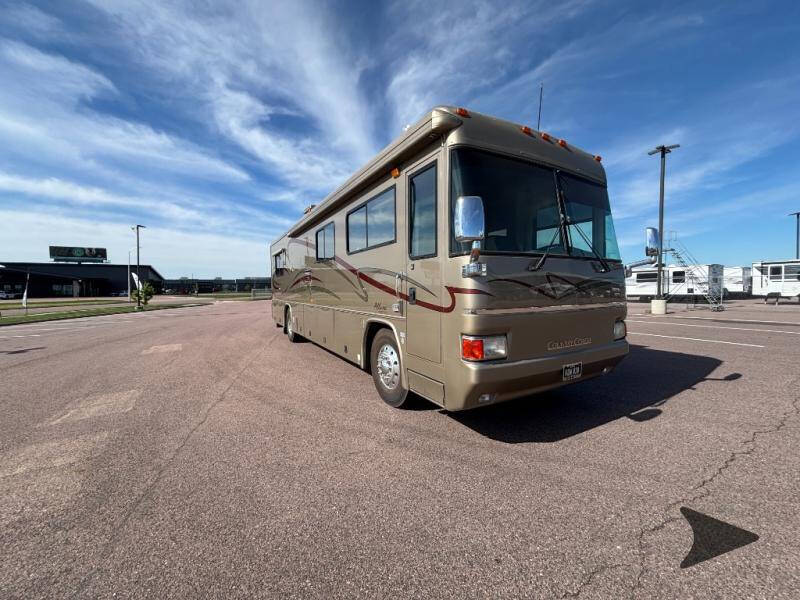 2002 Country Coach ALLURE