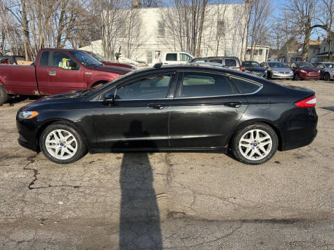 2014 Ford Fusion SE