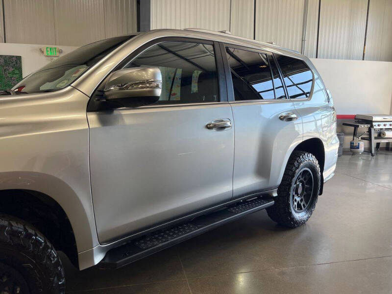 2023 Lexus GX 460