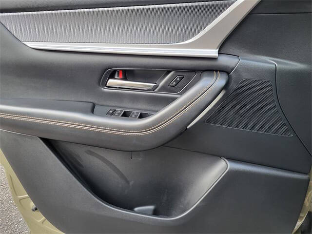 2025 Mazda CX-70 Plug-in Hybrid Premium